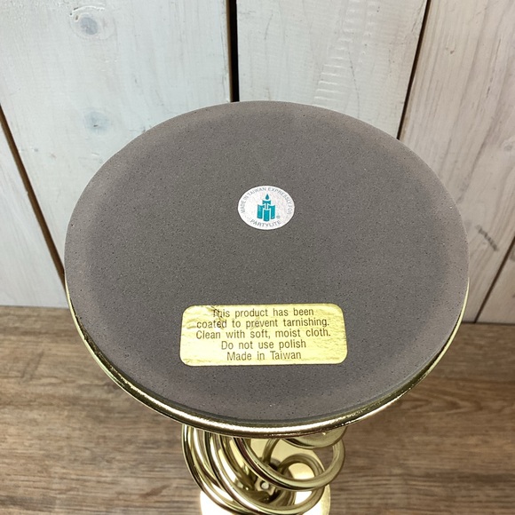 PartyLite Grand Paragon Tealight Lamp with Metal Ivory Velvet Shade - Picture 5 of 12